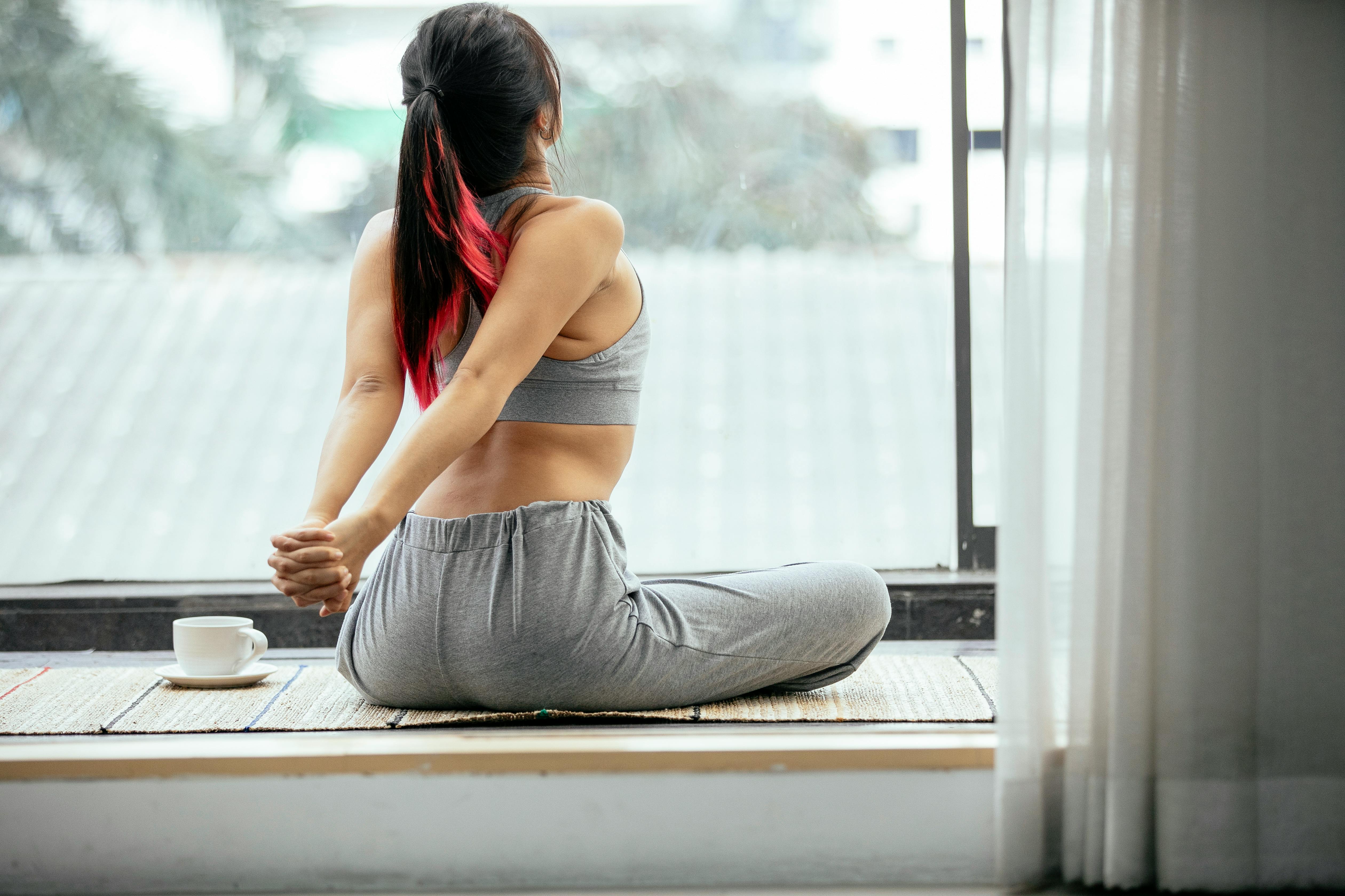 Morning Joint Stiffness: Why It Happens and How to Loosen Up Fast