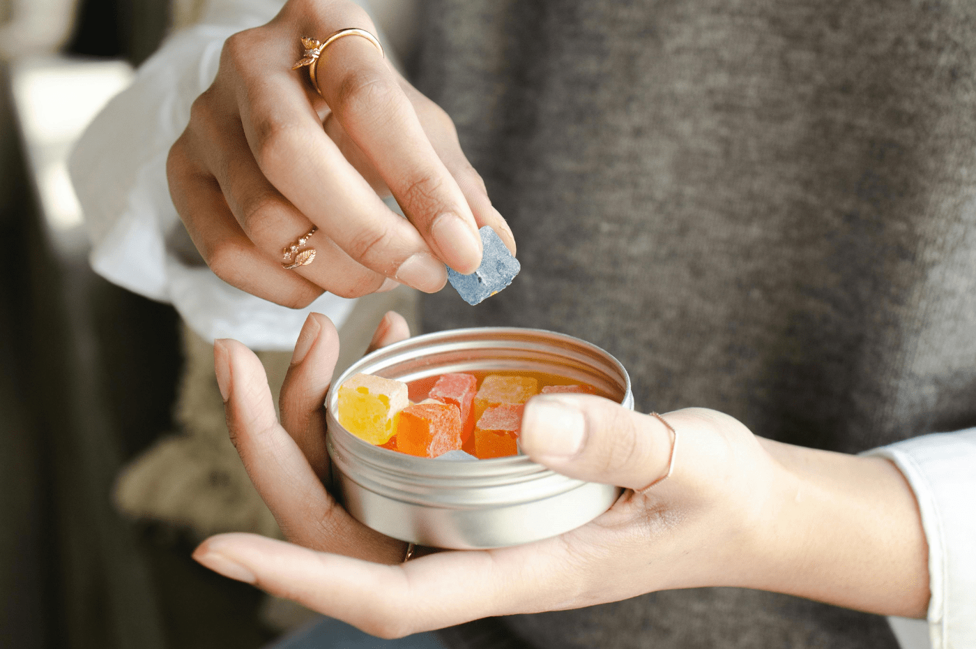 CBD Gummies vs CBD Oil